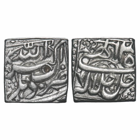 Akbar, Silver Rupee, 11.39g, Dehli Mint, without Ilahi month typr, Year 35. KM 88.10. Abou