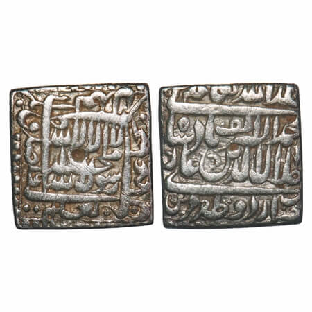 Akbar, Silver Square Rupee, 11.15g, Urdu Zafar Qarin Mint, AH Alf (1000). KM 82.9. complet