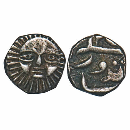 Indore, Silver 1/8 Rupee, 1.36g, Shivaji Rao (1886-1903 AD), Indore Mint, Sun face between