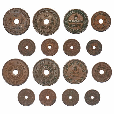 Kutch, Copper (8 Coins), Khengarji III, 3 Dokda, VS 1985/1928 AD, INO George V (1), Vijayr