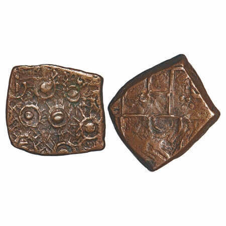 Sunth, Copper Paisa, 7.80g, Anonymous Issue, Obv: Multiple sun symbols with rays, Rev: Nag