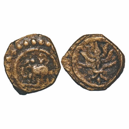 Travancore, Copper Thira Cash, 1.15g, Obv: Elephant to left with rider, Rev: lotus. BS 309
