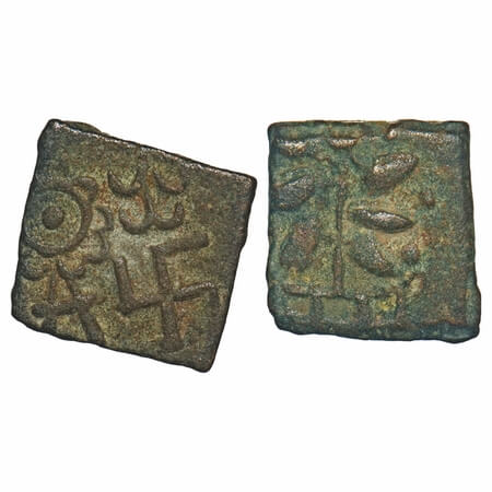 Pre-Satavahana, Vidarbha region (Bhon area), Copper Unit, 1.54g, 14.16x11.90mm, Obv: Four 