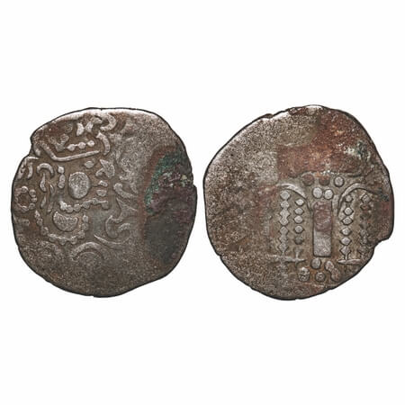 Gurjara Pratiharas (c. 700-800 AD), Anonymous issue, Silver, 3.81g, 21.90x21.37mm,Obv: Cru