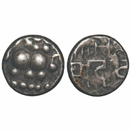 Yadavas of Devagiri, Singhana Deva II, (1210-46 AD), Silver Dramma, 0.89g, 8.94x8.91 mm, O