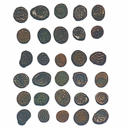 Nayakas and Polygars, Assorted, (lot of 15 coins), (16-18c AD), Fifteen Copper Kasus. Abou