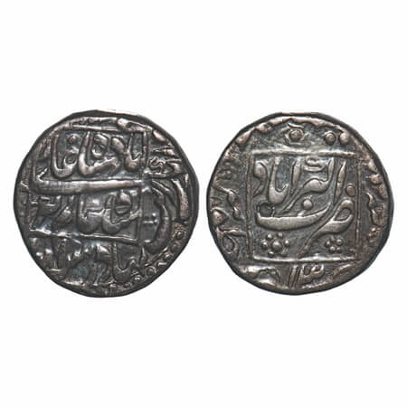 Aurangzeb, Silver Rupee, 11.26g, Akbarabad Mint, AH (10)81/13 RY, Square area type, comple