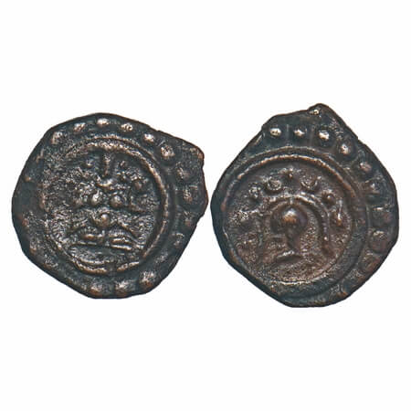 Travancore, Early Copper Thira Cash, 1.06g, Obv: Deity seated, Rev: Decorated sankhu. Been