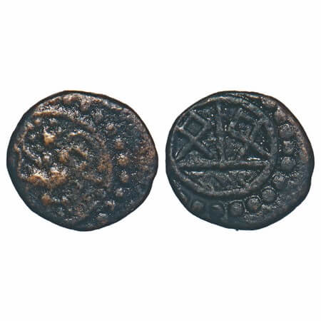 Travancore, Copper Thira Cash, 1.21g, Obv: Vyaghrapadamuni, Rev: Jayasimhanad Emblem. Been