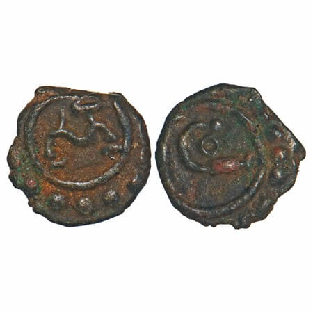 Travancore, Copper Thirai Cash, 0.60g, Obv: Camphor holder, Rev: Sun with in the curve of 