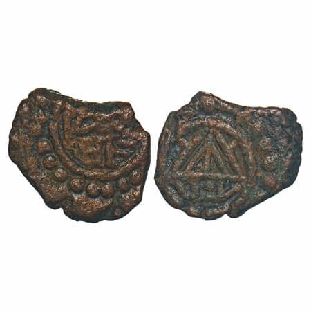 Travancore, Copper Thirai Cash, 0.99g, Obv: A Person with folded hands and wearing tricone