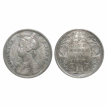 Victoria Empress, Silver, Rupee, 1882, Bombay Mint, A3/I, Dot, The Queens jabot has 3 & 3/