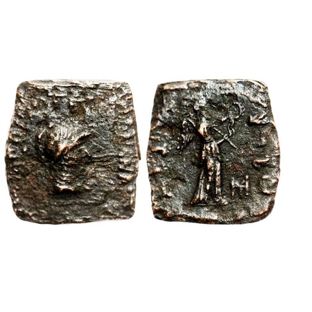 Indo Greeks, Menander I, Copper Drachma, 3.64g, 19.09x17.77 mm, Obv: Helmeted bust fo Athe