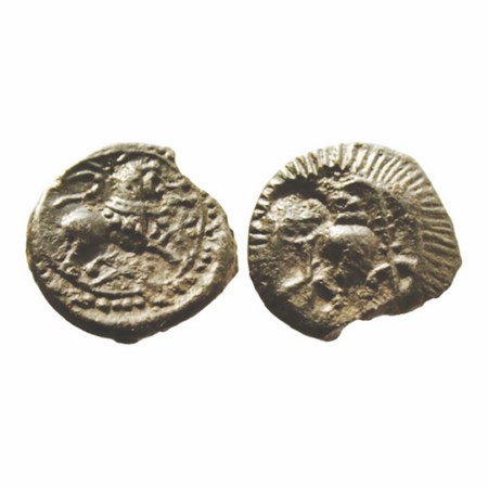 Vishnukundin Dynasty, Andhra Region, Copper Base Alloy, 7.65g, 23.98x23.41mm, Obv: Roaring