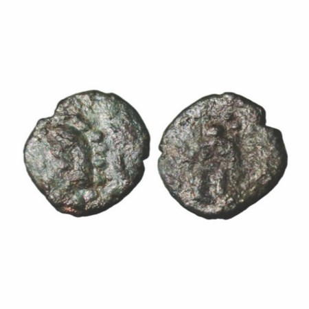 Post Mauryan issue, Central India, (2 Cen AD), Copper Unit, 1.12g. 12.70x13.10mm, Obv: Con