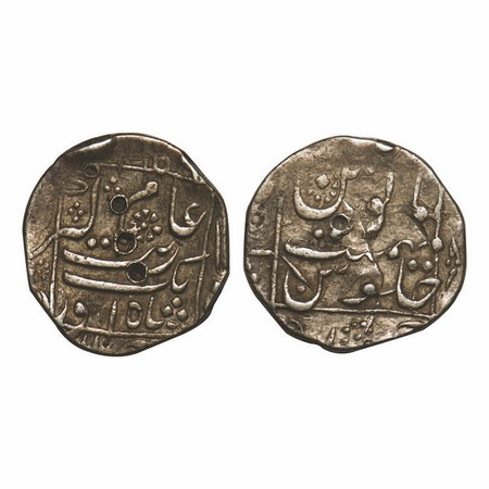 Aurangzeb, Silver Rupee, 11.50g, Junagadh Mint, legends in square type area. KM 301.2. Tes